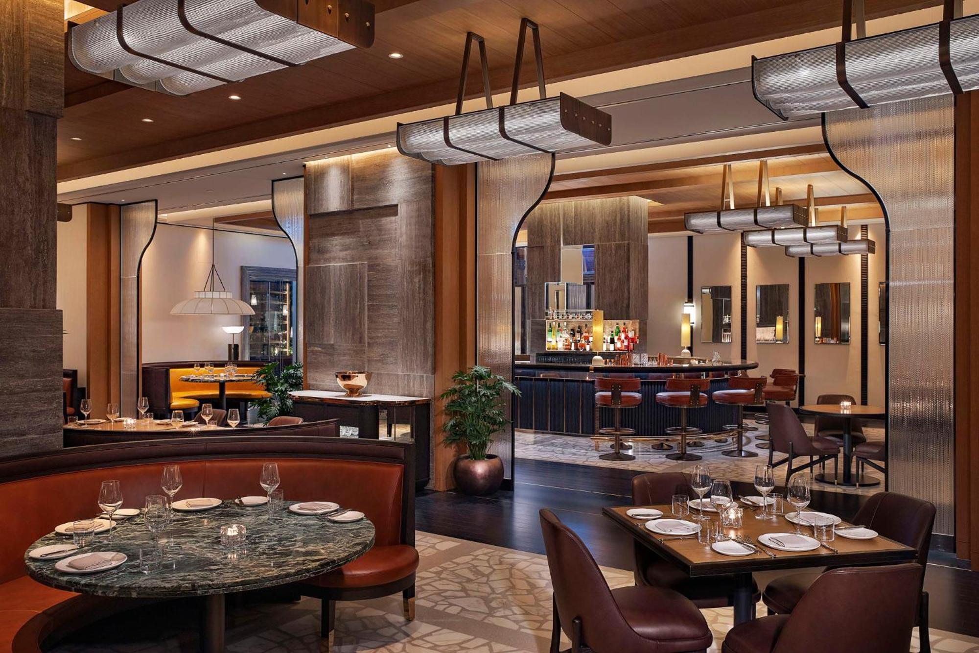 Waldorf Astoria Doha Lusail Exterior photo The interior of the restaurant